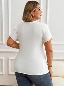 Plussiva 夏季大码休闲日常基础款白色罗纹高弹棉修身T恤，适合孕妇穿着。大码孕妇纯色圆领短袖休闲上衣，孕妇衬衫，女士大码棉质上衣，白色上衣，大码T恤，女士大码孕妇衬衫，孕妇上衣，女士大码短袖上衣，棉质大码女装，棉质孕妇上衣，大码孕妇上衣，孕妇棉质上衣，大码棉质上衣，孕妇服装，孕妇上衣，孕妇衬衫，女士棉质上衣，孕妇棉质运动上衣，女士瑜伽上衣，工作衬衫，免烫衬衫，女士T恤，女士夏季上衣，大码女士上衣，女士棉质上衣，女士曲线棉质上衣，女士大码上衣，女士大码上衣，女士遮肚休闲上衣 - 白色 - 查看 2