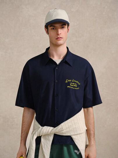 Courvante 男士夏季休闲街头风刺绣落肩宽松衬衫 Tenniscore Preppy