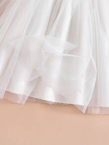 SHEIN Glamorique Kids Vestido de princesa blanco con cinturón de flores para niña, vestido de florista de manga corta y corte evasé con volumen, vestido ligero para ocasiones festivas - Blanco - Ver 6