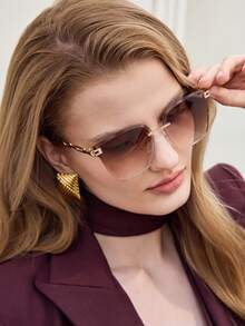 Visivana 1pc Women's Metal Square Rimless Cut-Edge Sunglasses, Personalized Gradient Hollow Temple, Retro Elegant European And American Fashionable, Suitable For Holiday, Travel, Party Beach Accessories For Women Sun Glasses Sunglasses Shades Basics And Suit For Sweater Jeans Sweatpants Hoodie Jackets Dress And Long Sleeve Shirt Fashionable Shade Elegant Outfit Family Outings Travel Vacation Holiday For Summer Beach Vacation,Outdoor,Travel - Ombre - View 3