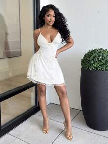 Alexandranx 女士优雅性感褶皱罩杯刺绣纯色修身 A 字迷你连衣裙 - 杏色 - 查看 5