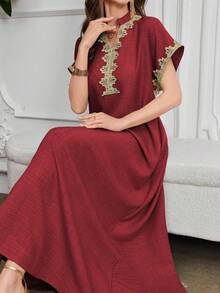 Al Najma Đầm thanh lịch cổ tàu thêu hoa tay raglan - Gỗ đỏ - Xem 5