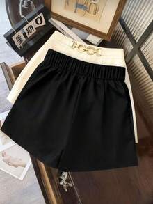 EMERY ROSE Plus Size Women Metal Buckle Decor Pleated Waist Casual Elegant Shorts - Black - View 2