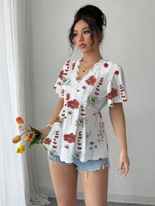 Elenzga 女士优雅时尚通勤魅力休闲舒适度假荷叶边短袖V领腰部蕾丝拼接印花衬衫（随机印花） - 紅白色 - 查看 4