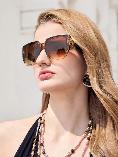 Vintage Square Plastic Sunglasses For Women, Fashion Classic Style Decorative Outdoor Travel Beach Holiday UV-Proof Eyewear Sunglasses Beach Sun Glasses Beach Accessories For Women Sun Glasses Sunglasses Shades Fashionable Shade Elegant Outfit Family Outings Travel Vacation Holiday For Summer Beach Vacation,Outdoor,Travel