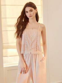 MOTF PREMIUM Bộ đồ ngủ nữ gồm áo hai dây ren và quần dài tay. - Hồng - Xem 3