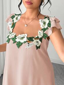 Elenzga 大码女士优雅方领长裙，花卉蕾丝拼接优雅绿色长款连衣裙，双层复古针织连衣裙，A字收腰修身梭织连衣裙，适合毕业典礼、节日、情人节、音乐节、母亲节、万圣节、感恩节、复活节、国庆节、晚会、约会、派对、婚礼、郊游等场合。女士正装，大码连衣裙，女士长款休闲连衣裙，新款连衣裙，女士休闲连衣裙，女士粉色碎花连衣裙，女士花卉图案连衣裙。 - 粉色 - 查看 2