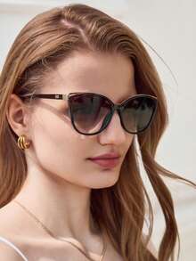 Visivana 1pc Plastic Cat Eye Rim Decoration Fashion Glasses Shades Beach Accessories Beach Accessories For Women Glasses Shades Basics Fall Winter Women Outfits Clothes Business Casual Gifts Elegant Outfit For Summer Beach Vacation,Outdoor,Travel Casual Style Cat Eye Frame For Going Out Outfit,Back To School Modern Elegant Fashion Accessories - Brown - View 2