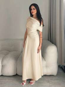 Modelyn 婚礼季、春夏休闲优雅通勤、日常约会、生日派对、办公室穿着、闺蜜小聚、高端宴会、派对，露肩裹身领无袖前褶设计，修身长裙，薄荷绿针织女士超长连衣裙 - 杏色 - 查看 7