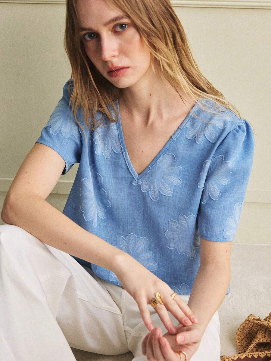 Écloséra Women's Solid V-Neck Casual Short Sleeve Blouse, Summer - Blue - View 1