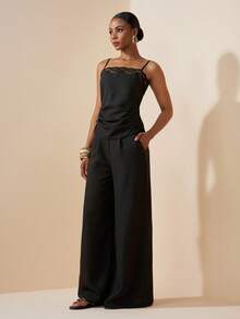 Zivah 春夏新款音乐节、复活节、圣帕特里克节、情人节、约会、西部风、游牧风、生日派对、毕业典礼、学院风、学生装、日常穿着、基础搭配、休闲装、度假、邮轮旅行、海滩、日光浴、爆款、街头风、婚礼宾客、通勤族、早午餐、机场、派对、假日郊游、办公装、黑色蕾丝边褶皱吊带上衣和长裤、带口袋的黑色亚麻西装 - 黑色 - 查看 8