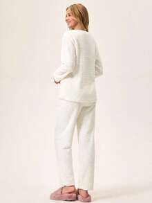 Loomlin 2Pcs Pelush Love Embroidery Detail PJ Set - White - View 2