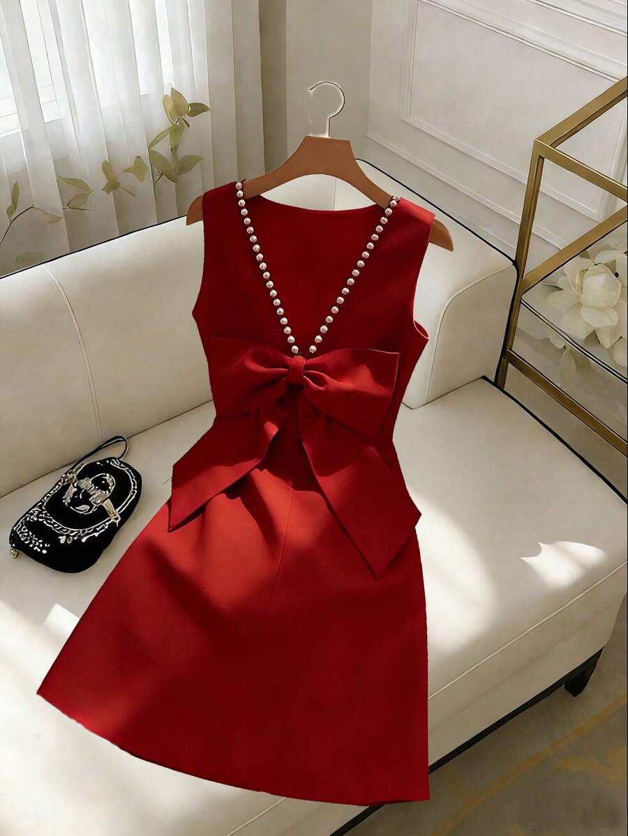 GlowEve Women's Red Backless Beaded Bow Decor Sleeveless Dress - Red - View 1