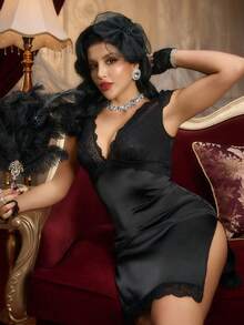 PinupPomp 女士标准尺码睡裙，花卉蕾丝拼接缎面裙摆，饰有小荷叶边，性感女士睡衣 - 黑色 - 查看 5