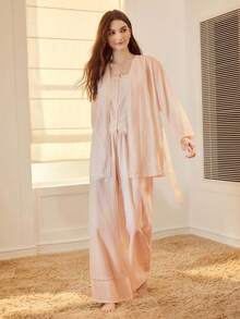 MOTF PREMIUM Bộ đồ ngủ nữ gồm áo hai dây ren và quần dài tay. - Hồng - Xem 6