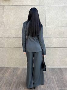 Hitanina 女士优雅通勤日常百搭街头时尚新款不对称翻领纽扣腰长袖西装外套和高腰长裤卡其灰色 2 件套西装套装 - 深灰色 - 查看 2