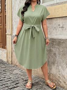 SHEIN LUNE Plus Size Casual Solid Color Notched Neck Dress, Suitable For Summer - Green - View 4