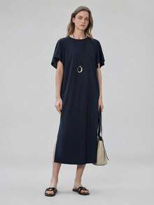 Ontre 藏蓝色罗马布圆领插肩袖刺绣长裙，现代优雅婚礼宾客装扮，简约浪漫法式奢华风，都市时尚商务休闲办公装，低调奢华质感，高品质机场时尚，邮轮度假装，中东活动必备，百搭季节性单品，婚礼系列，度假系列 - 寶藍色 - 查看 1