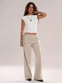 Avantive 卡其色长裤,适合街头潮女日常通勤,纯色休闲直筒宽松版型,适合度假、休闲、海滩等场合,优雅时尚,也适合春假、春夏假期穿着。这款长裤适合通勤、日常休闲、商务场合、返校季、教师装、外出、条纹等多种场合,也适合商务休闲、休闲通勤、度假、半正式场合穿着。休闲度假居家办公穿搭,尽显女性魅力。 - 杏色 - 查看 5