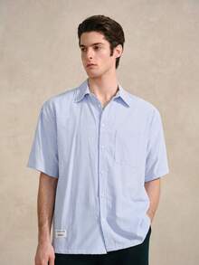 VeloEdit Camisa Social de Manga Curta Masculina Tecida com Listras e Bolso no Peito, Azul e Branca, Adequada para Uso Casual ou de Escritório no Verão, Gola de Algodão, para Amigos, Itens de Casal Tênis Preppy, Presente do Dia dos Pais, Dinheiro Antigo, para Namorado, Looks para Homens - Azul e Branco - Visão 11