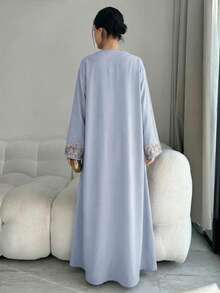 Yasmyna Áo Abaya dài tay có mũ trùm đầu thêu hoa dành cho nữ - Màu xanh nhạt - Xem 2