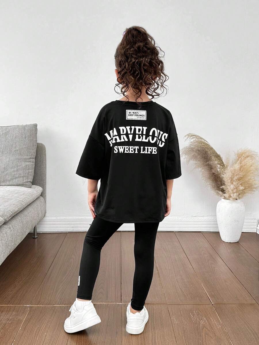 SHEIN 女童夏季休閒套裝 2件組 字母印花落肩圓領T恤與長褲,情人節母女款 - 黑色 - 查看 1