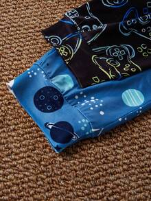 4件套幼儿男童睡衣，印有电子游戏和太空星球图案，短袖上衣和长裤家居服 - 彩色 - 查看 6