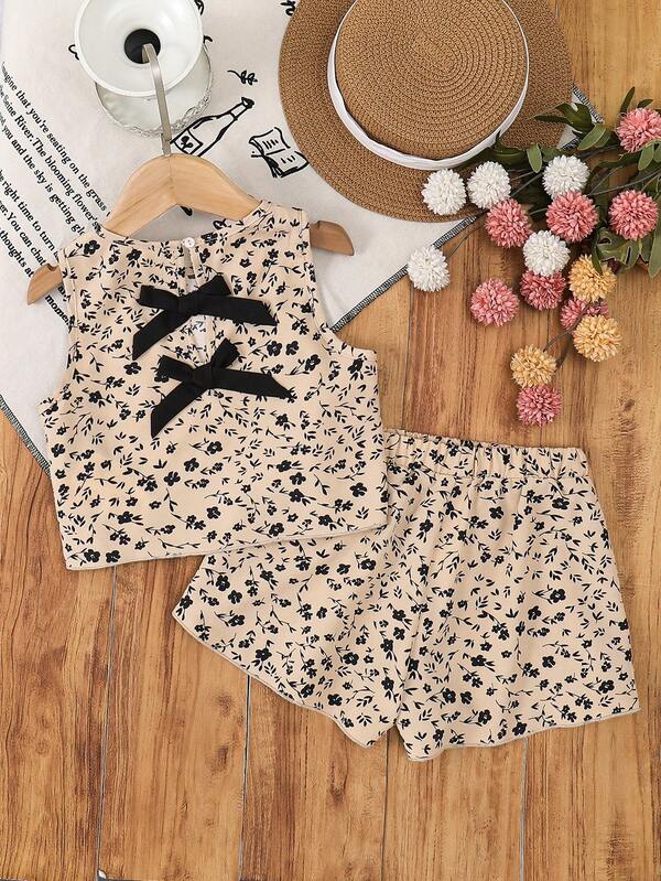 Emery Rose Kids 2 pezzi Set di gilet e pantaloncini con motivo floreale ditsy per ragazze giovani