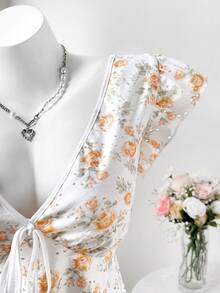Sweetra 大尺碼女款甜美提花波浪袖蝴蝶結領休閒襯衫，夏季百搭 - 白色 - 查看 4