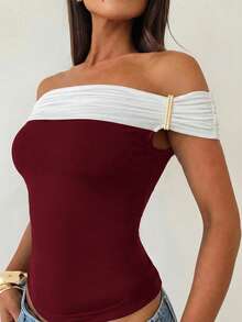 Aloruh Women's Contrast Color Off-Shoulder Fitted Fashionable T-Shirt - Red - View 4