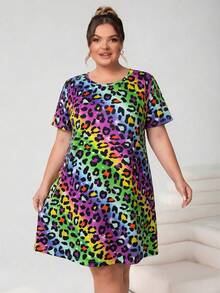 SHEIN CURVE+ 大码夏季休闲渐变豹纹圆领短袖连衣裙 - 彩色 - 查看 6
