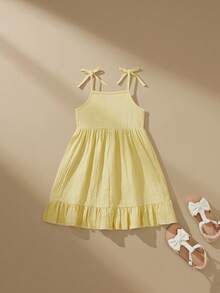SHEIN 1 pieza Vestido de tirantes finos de verano para niñas con lazo, color amarillo, dobladillo con volantes, vestido casual y lindo para vacaciones y escuela - Amarillo - Ver 2