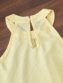 SHEIN Bộ áo yếm và quần dài kẻ sọc đa năng dành cho bé gái tuổi teen, tươi mát và năng động, phù hợp cho kỳ nghỉ, du lịch và nhiều dịp khác nhau. - Màu vàng - Xem 5