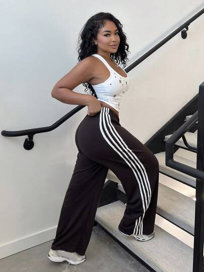 Alexandranx 女士休闲针织棕色侧条纹运动裤