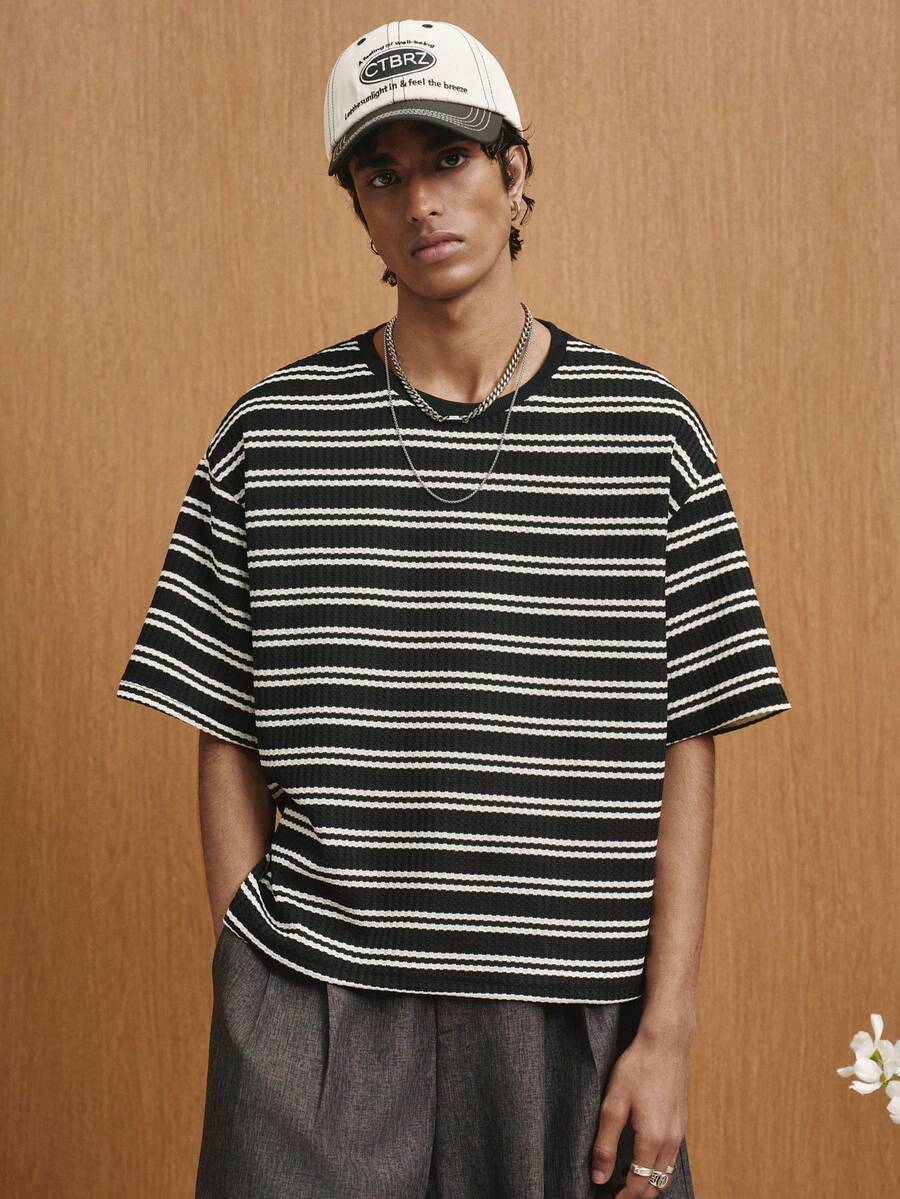 TOKVUE Camiseta casual de manga corta de cuello redondo con estampado de rayas para hombre, verano - Blanco y Negro - Ver 1