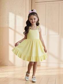 SHEIN 1 pieza Vestido de tirantes finos de verano para niñas con lazo, color amarillo, dobladillo con volantes, vestido casual y lindo para vacaciones y escuela - Amarillo - Ver 7