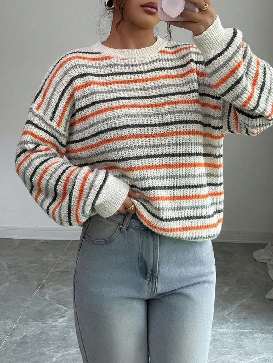 EURMUSE 女士条纹圆领落肩套头衫 - 彩色 - 查看 1
