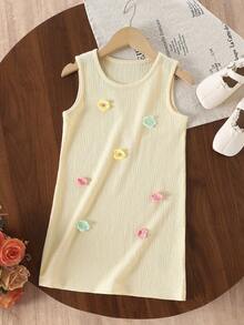 SHEIN 女童无袖连衣裙，蓝/黄/粉三色3D立体花卉图案，休闲简约优雅连衣裙，甜美可爱夏季童装 - 卡其色 - 查看 6