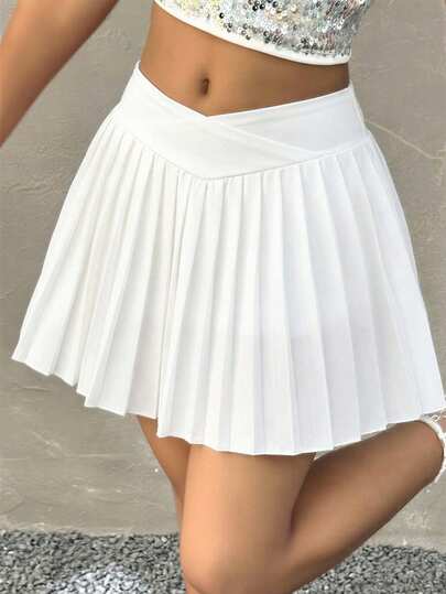 Tween Girls Summer Big Girls' White High-Waist Crossed Waist Pleated Skirt, College Style A-Line Snug Fit Skirt Hem, Perfect For Daily Wear, Sports, Campus, Dancing, Sweet And Energetic College Style, Suitable For Both Sports And Casual Scenes, Fresh And Comfortable All Summer, A Must-Have For Sweet And Cool Energetic Girls
