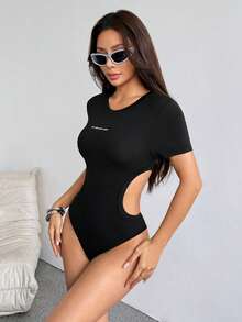 SHEIN PETITE Áo liền thân dệt kim không đường may, co giãn cao, màu đen, kiểu dáng Y2K dành cho nữ, thiết kế khoét rỗng, nhẹ. - màu đen - Xem 3