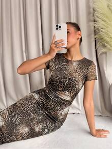 Lavishia Women's Round Neck Short Sleeve Fashionable Leopard Print Ruched Dress - Multicolor - View 6