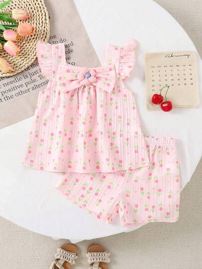 女童（小号）背心套装，粉色碎花印花设计，荷叶袖，蝴蝶结前襟，搭配短裤，两件套，休闲度假装。
