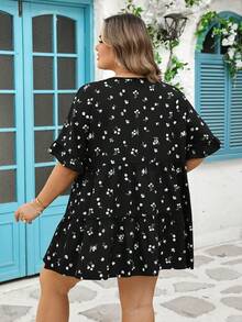 SHEIN CURVE+ Curve 尺码 US22 音乐节、海滨度假、波西米亚风女士夏季休闲褶皱花卉灯笼袖复古波西米亚风衬衫 - 黑色 - 查看 2