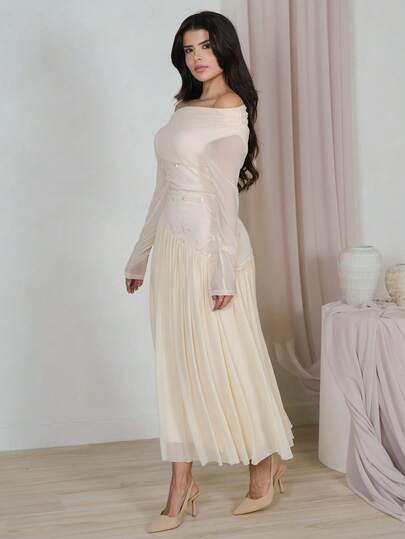 Hindelle 新款一字肩长袖撞色网纱刺绣不对称下摆拼接超长高弹修身连衣裙优雅浪漫