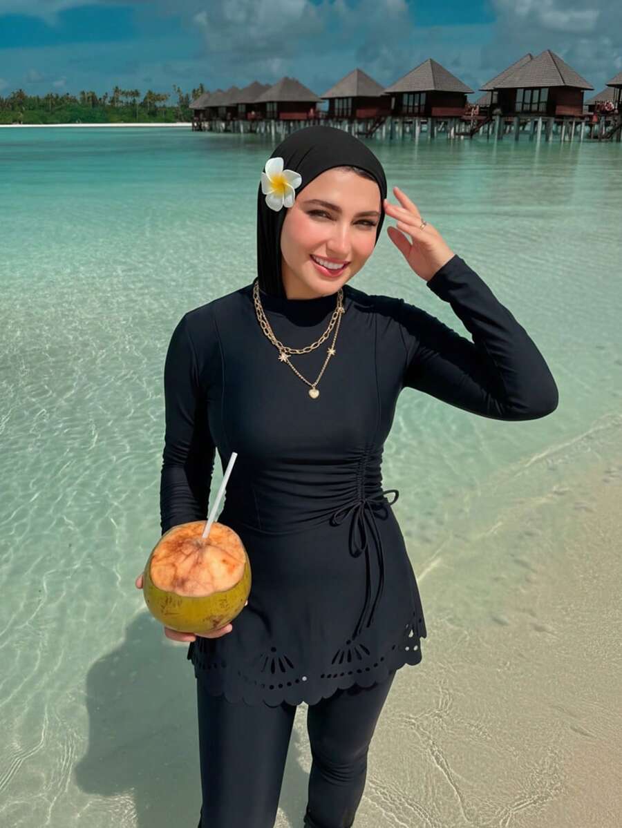 Swim Shayni 镂空花卉印花纯色抽绳中长款吊带泳衣 - 黑色 - 查看 1