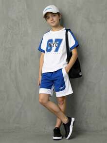 SHEIN Casuvi Kids 男童宽松圆领T恤套装，复古美式学院风印花两件套 - 休闲、运动、户外、健身、篮球、旅行、日常穿着，夏季新款短裤套装 - 白色 - 查看 5