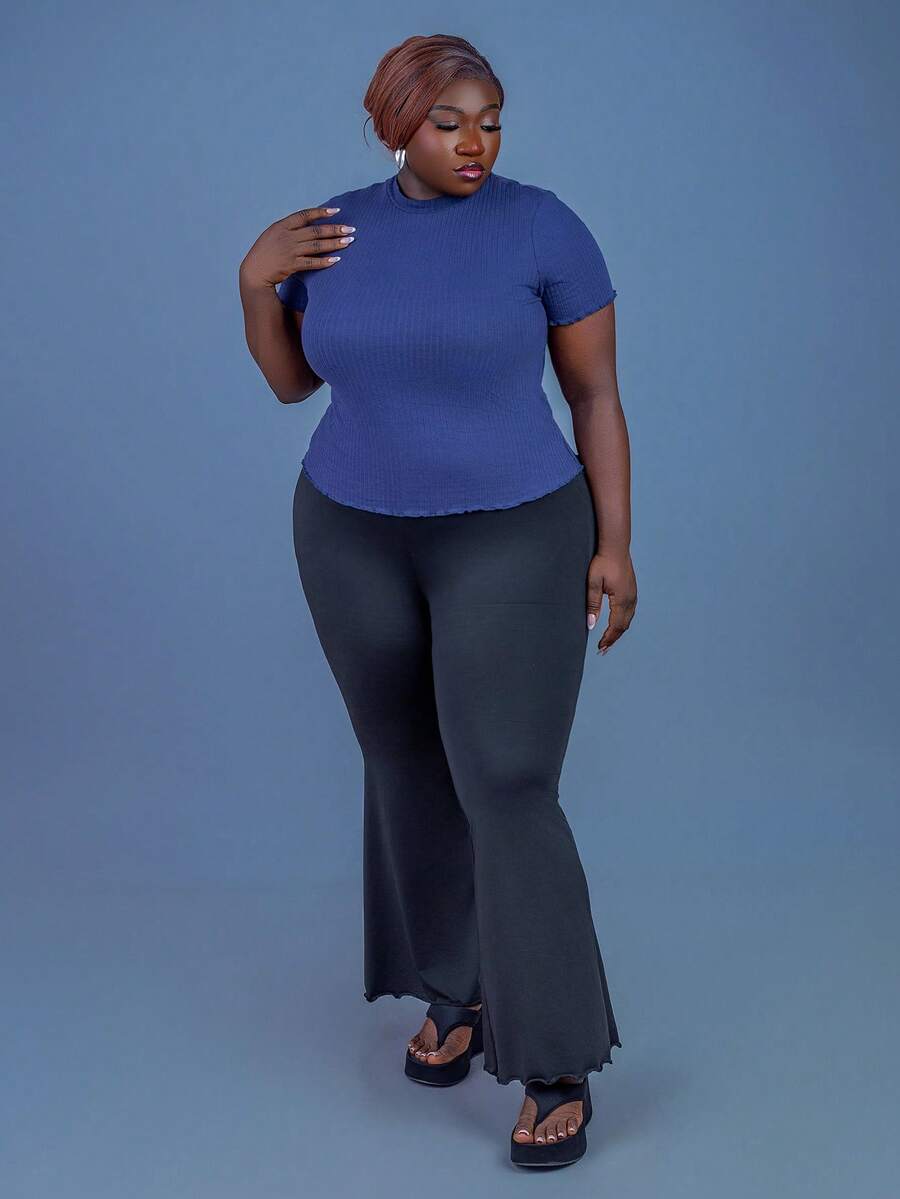 CurvyTilda T-shirt casual de verão para mulher plus size, cor lisa, gola redonda, manga curta, canelada - Azul marinho - Ver 1