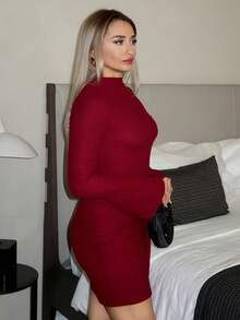 salliqueen 女士立领收腰极简喇叭袖修身中长连衣裙 - 酒紅色 - 查看 2