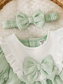 SHEIN 2-teiliges Set Baby Mädchen Vintage Botanik Verzauberte Romantik 3D Schleife dekorierter Rüschenkragen Puff Kurzarm Weich Quetschbar Leicht Grünes Kleid Festkleid Sommerkleid Outfit für Ostern Hochzeit Geburtstag Party Urlaub Frühling Sommer - Minzgrün - Übersicht 4
