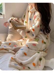 Women's Comfortable Coral Fleece Hooded Robe - Cute Cartoon Print, Long Sleeve With Pockets, Machine Washable Bathroom Decor - Multicolor - View 3
